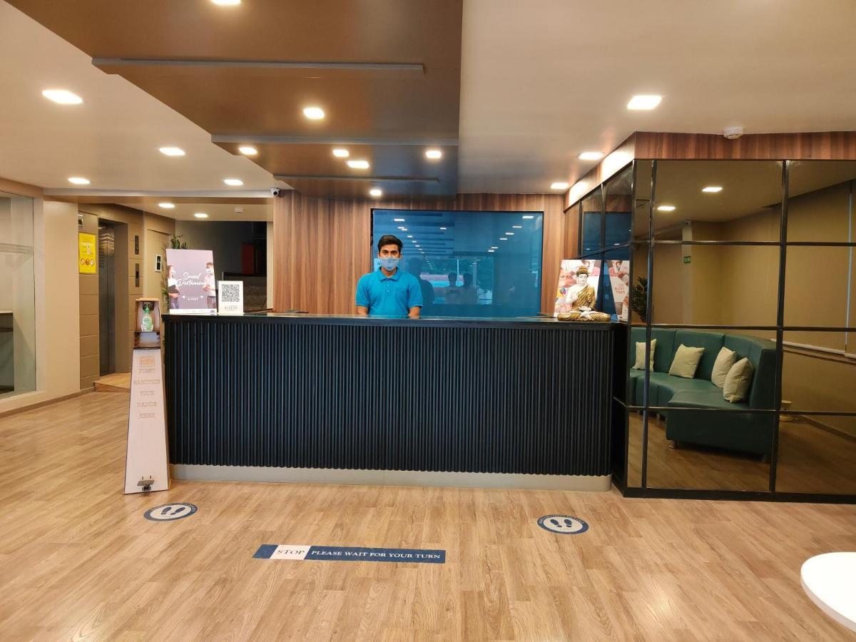 Kanak Beacon Hotel - Ashram Road Ahmedabad Eksteriør bilde