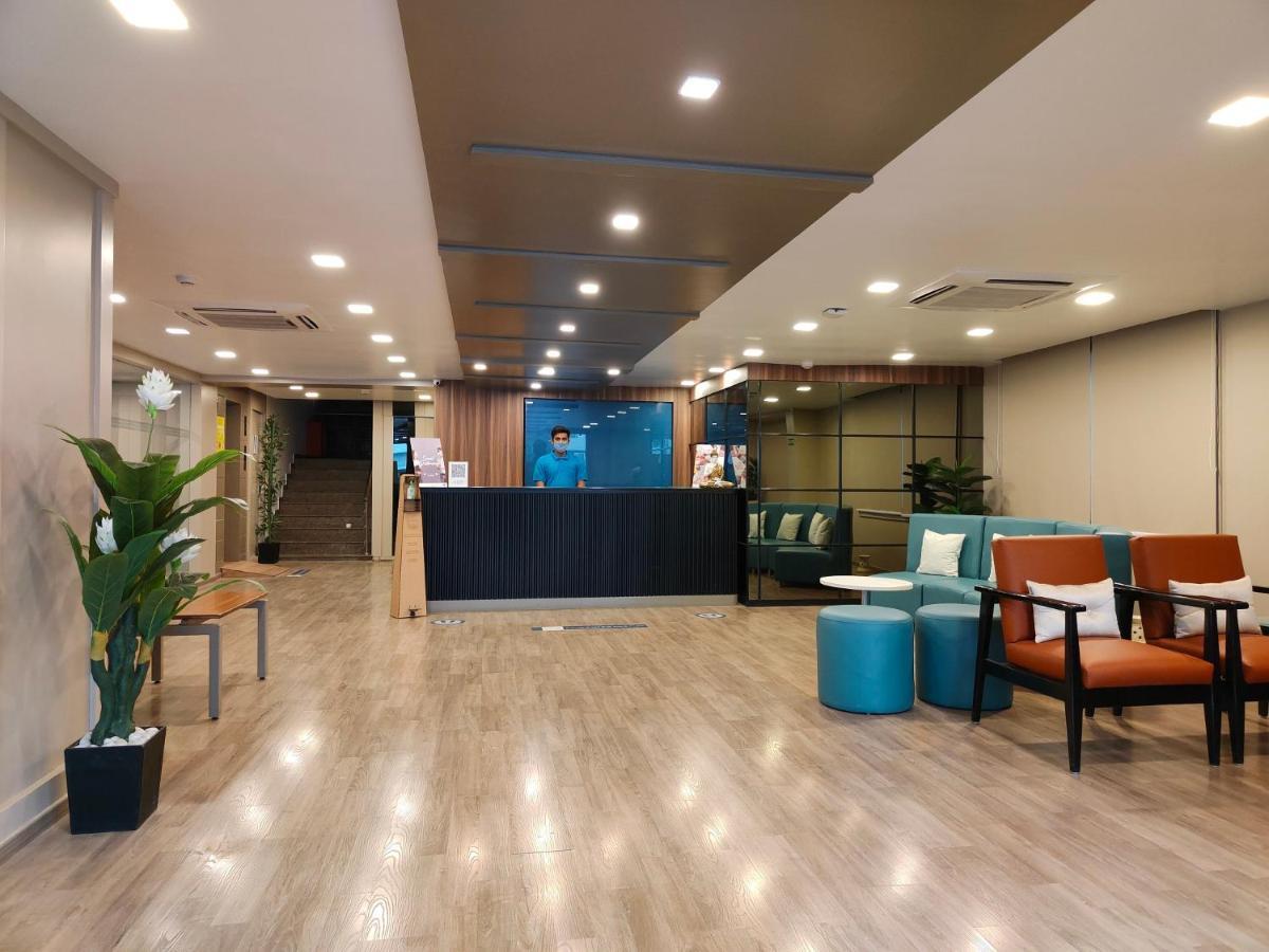 Kanak Beacon Hotel - Ashram Road Ahmedabad Eksteriør bilde